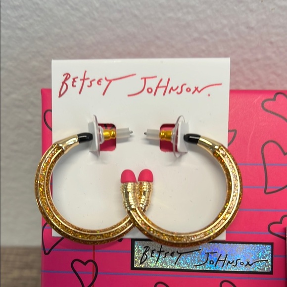 Betsey Johnson | Gold Pencil Bracelet & Earrings Set ✏️🍎 - Picture 4 of 9